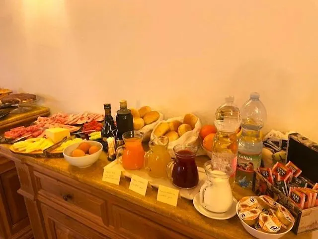 Pensionat Le Logge Del Garda Hotell San Felice del Benaco
