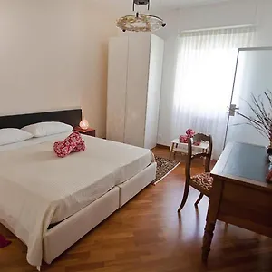 https://casa-di-sabel.lecce-hotels.com