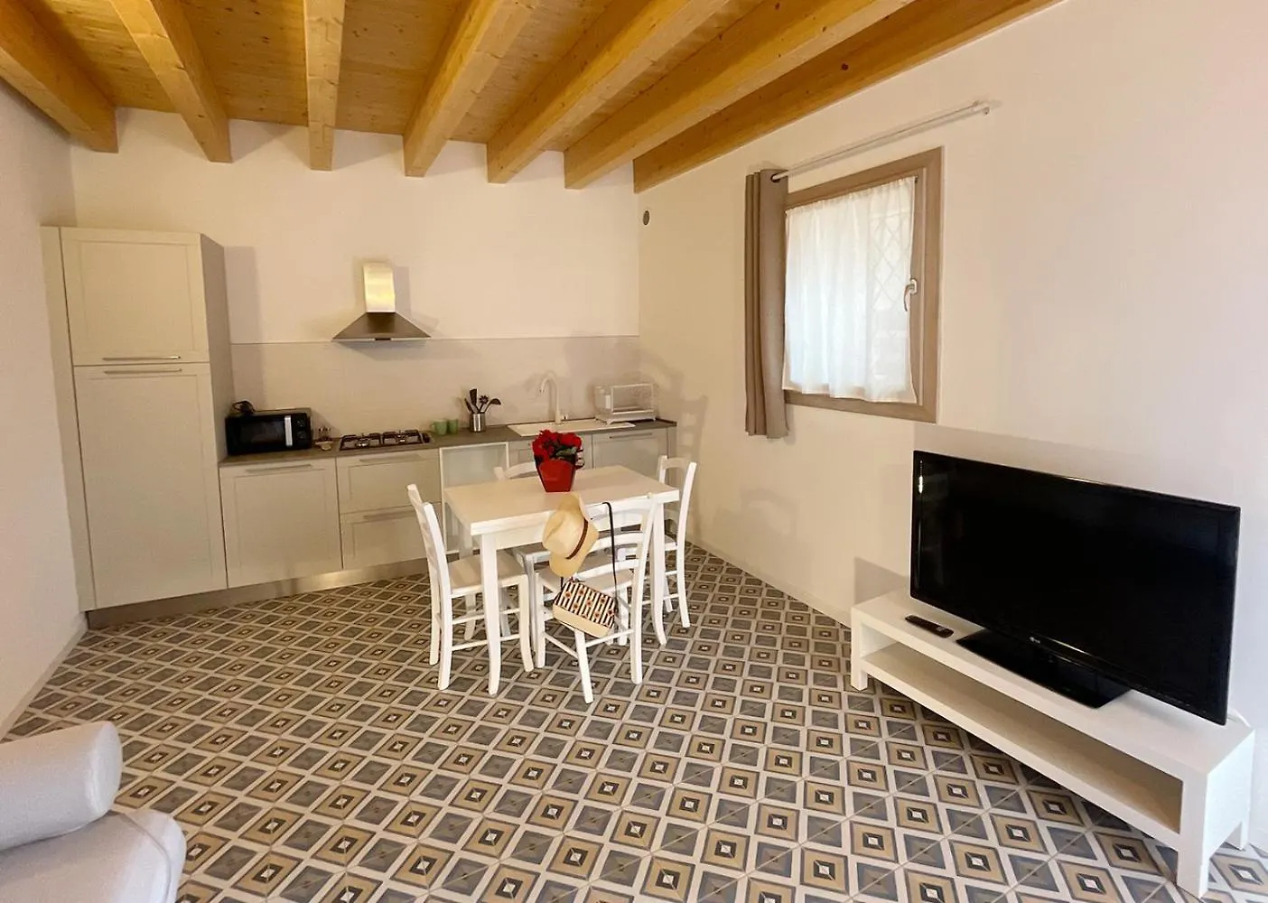 Affittacamere Hotel Le Logge Del Garda San Felice del Benaco