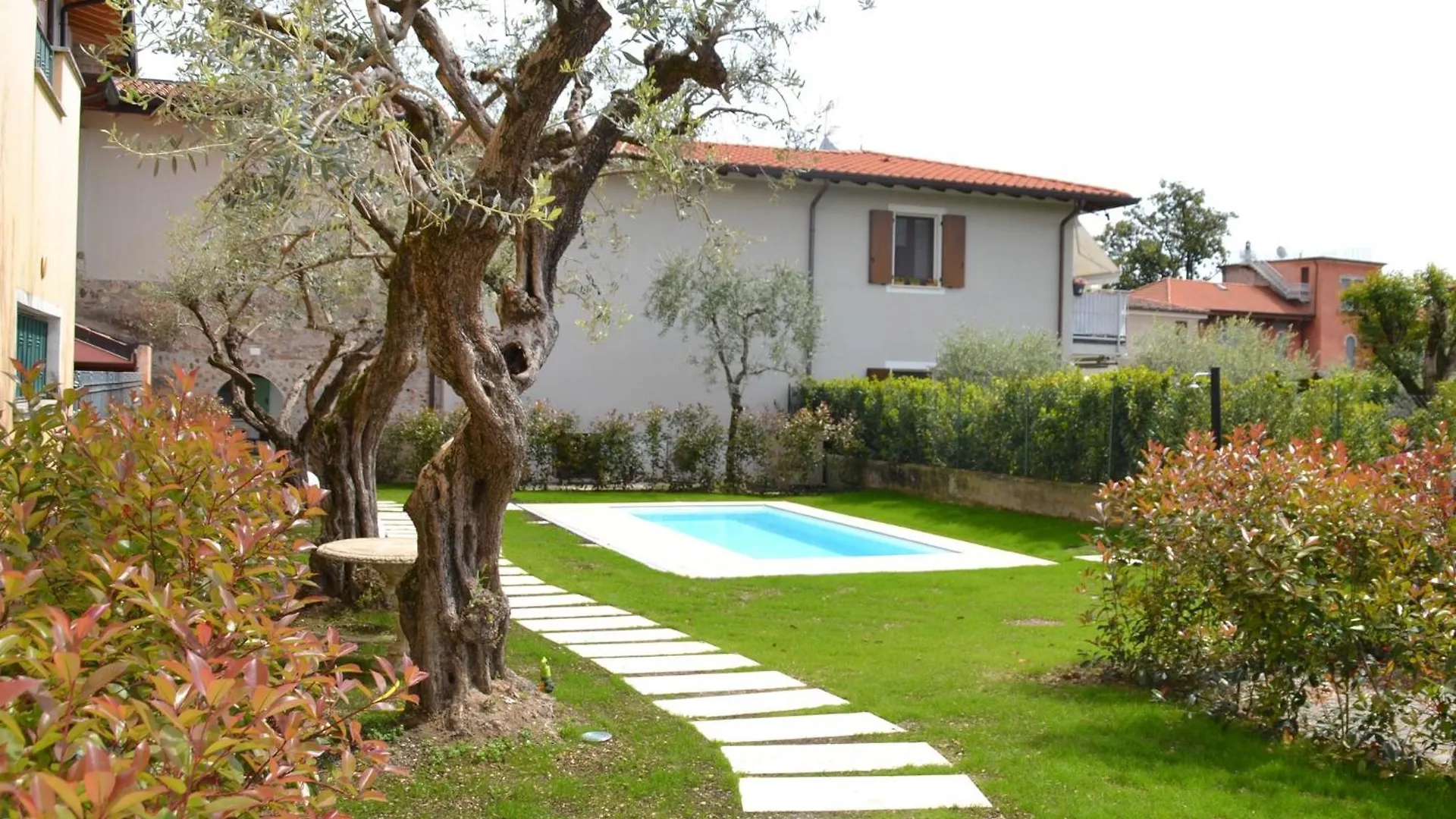 Affittacamere Hotel Le Logge Del Garda San Felice del Benaco