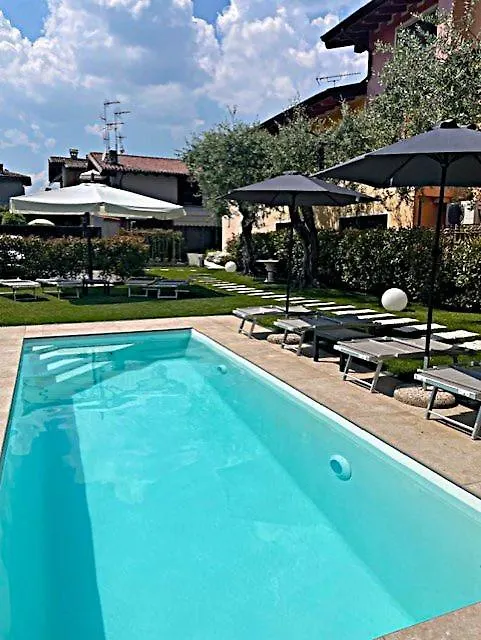 Le Logge Del Garda contacts
