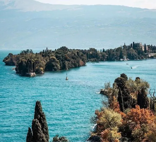 Le Logge Del Garda Hotel San Felice del Benaco Italy